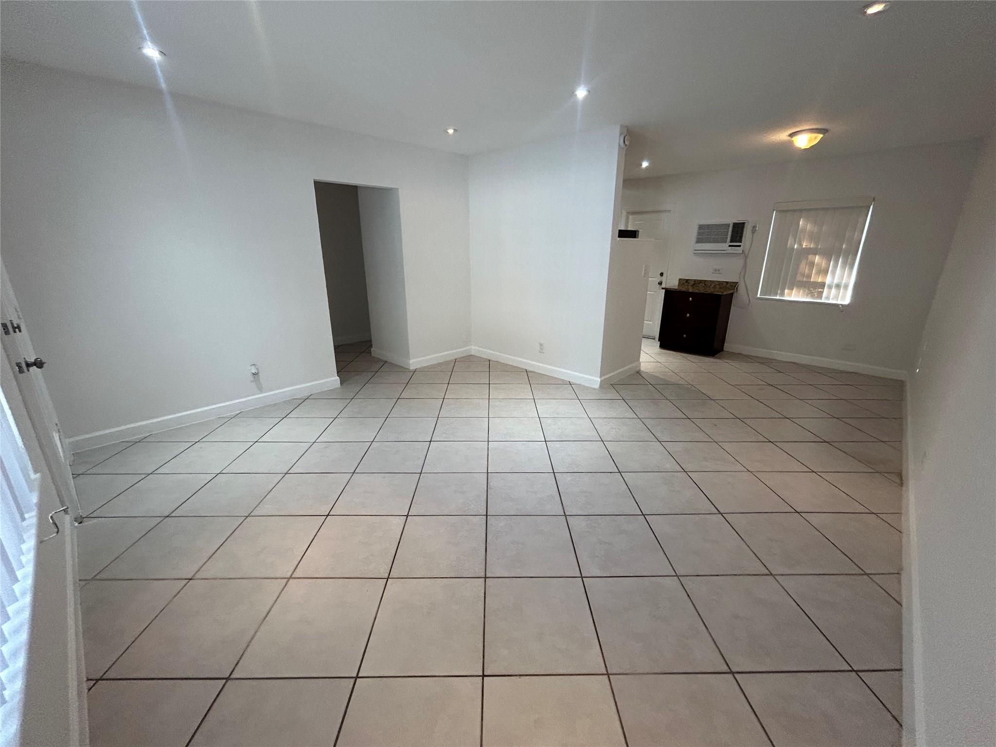 HOLMBERG AND MCKEES SUB - Residential Lease