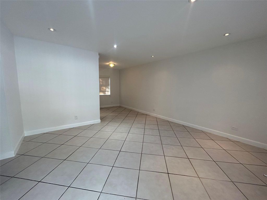 Photo of 408 NE 7th Ave #15, Fort Lauderdale, FL 33301 (MLS # F10540949)