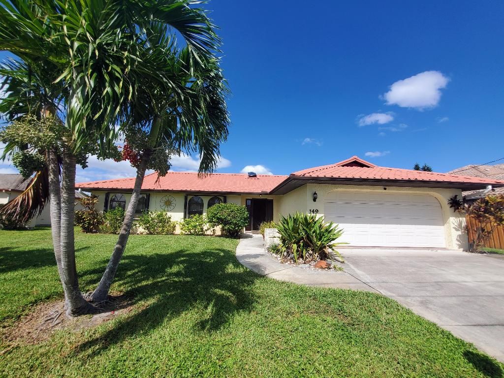 Photo of 149 NE Sagamore Terrace, Port Saint Lucie, FL 34983 (MLS # R10922999)