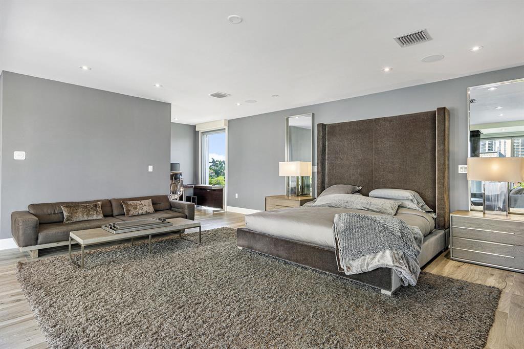 GOLDEN SHORES - Residential