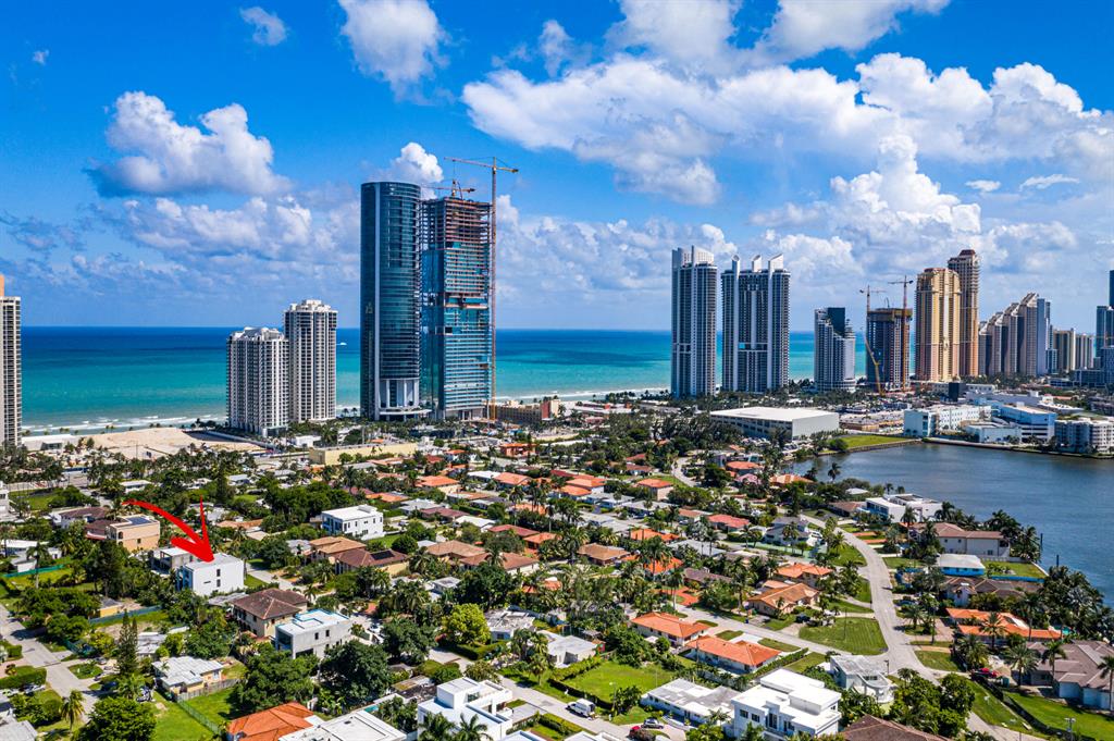 GOLDEN SHORES - Residential