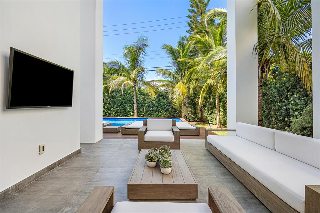 GOLDEN SHORES - Residential