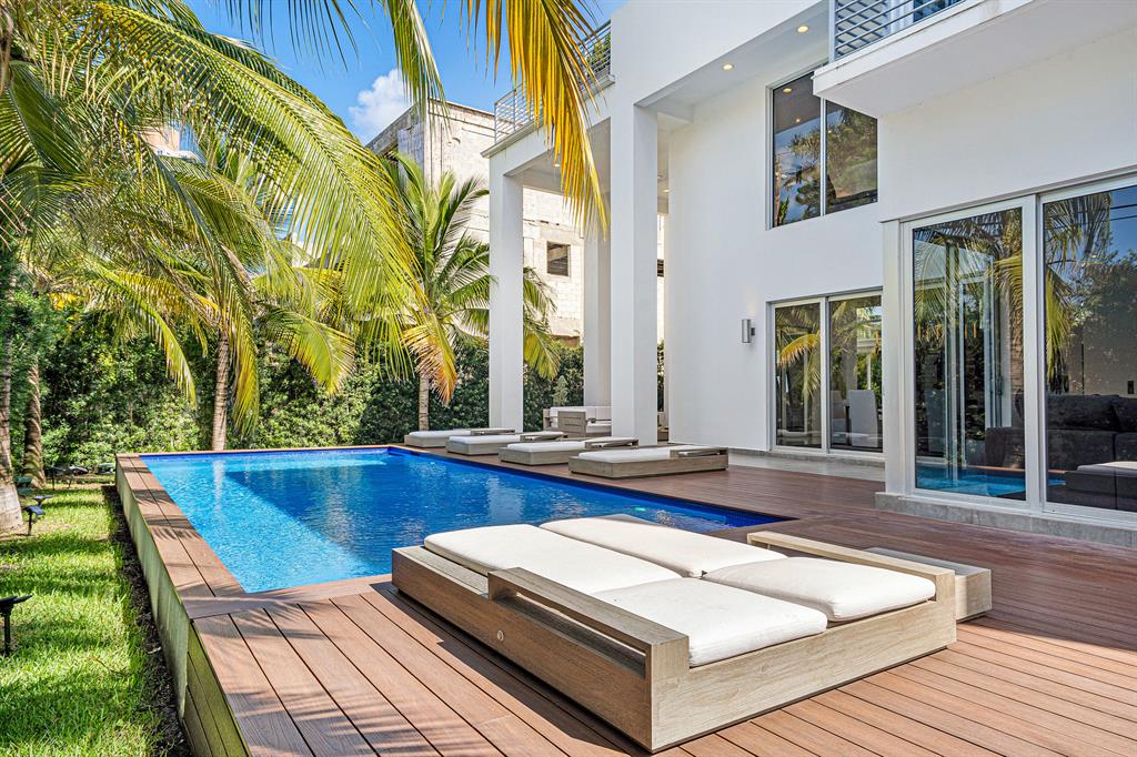 GOLDEN SHORES - Residential