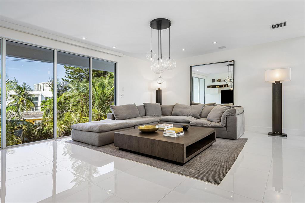 GOLDEN SHORES - Residential