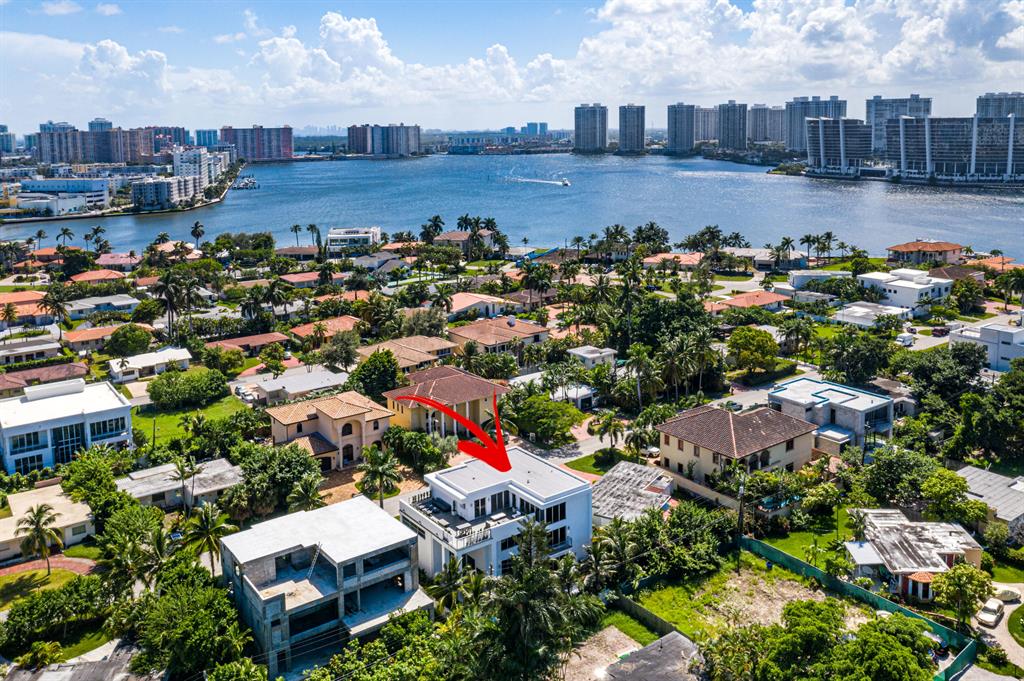 GOLDEN SHORES - Residential