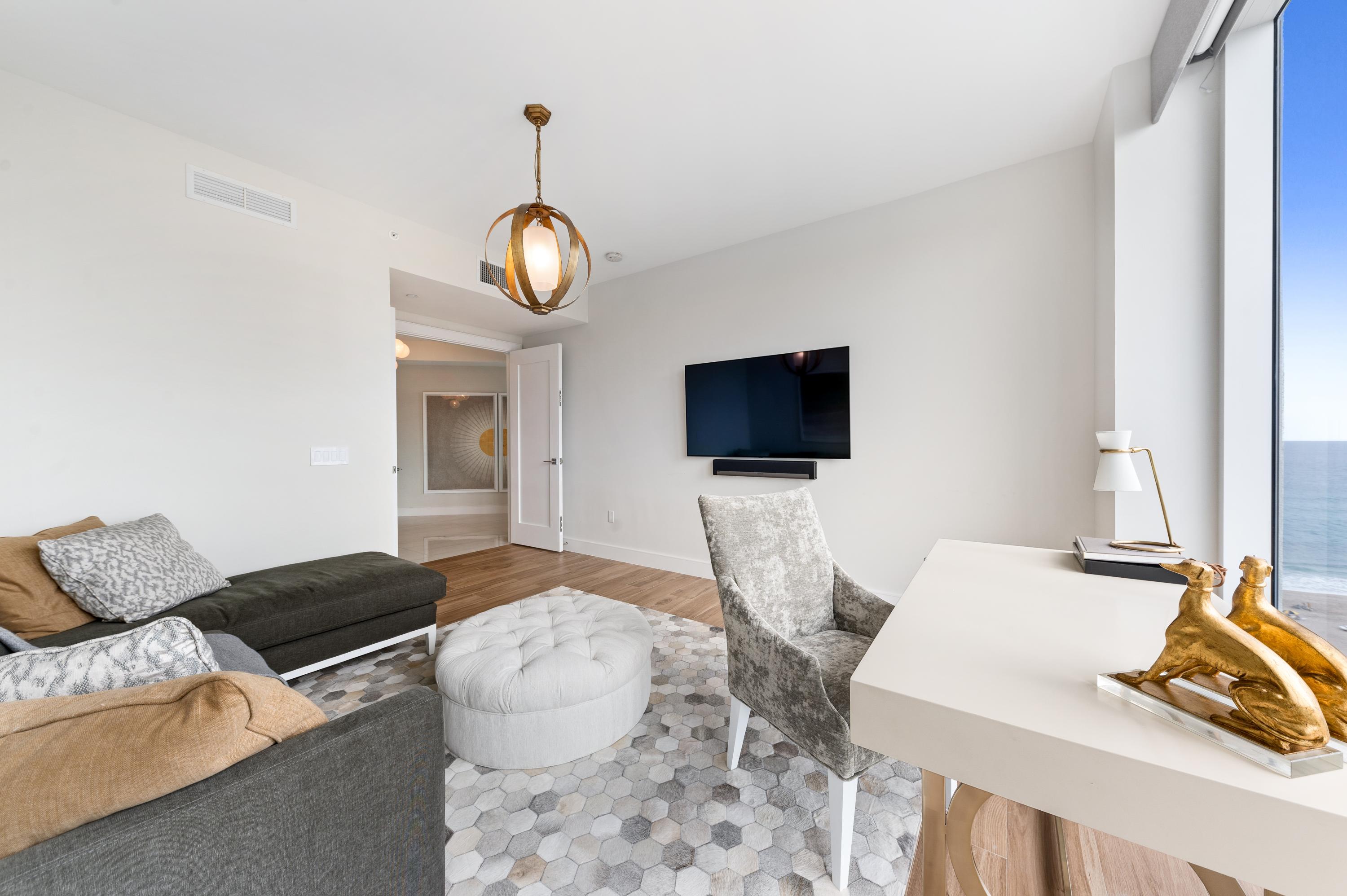 VISTABLUE SINGER ISLAND CONDO - Residential