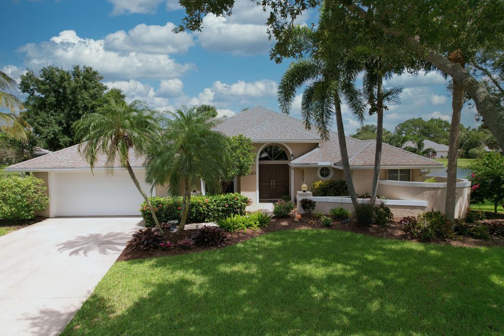 Photo of 2163 SW Waterview Place, Palm City, FL 34990 (MLS # R11003323)
