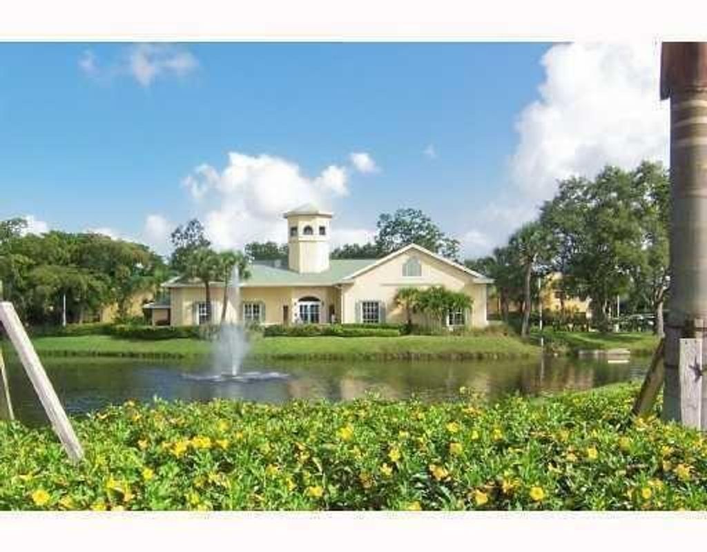 Photo of 1514 W Meadows Circle W #1514, Boynton Beach, FL 33436 (MLS # R11027494)