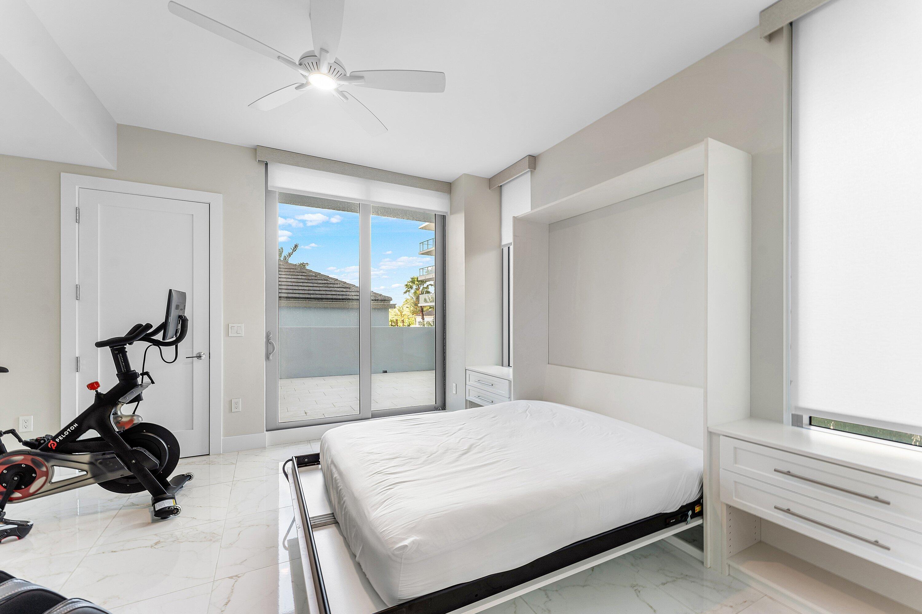 WATER CLUB - Residential