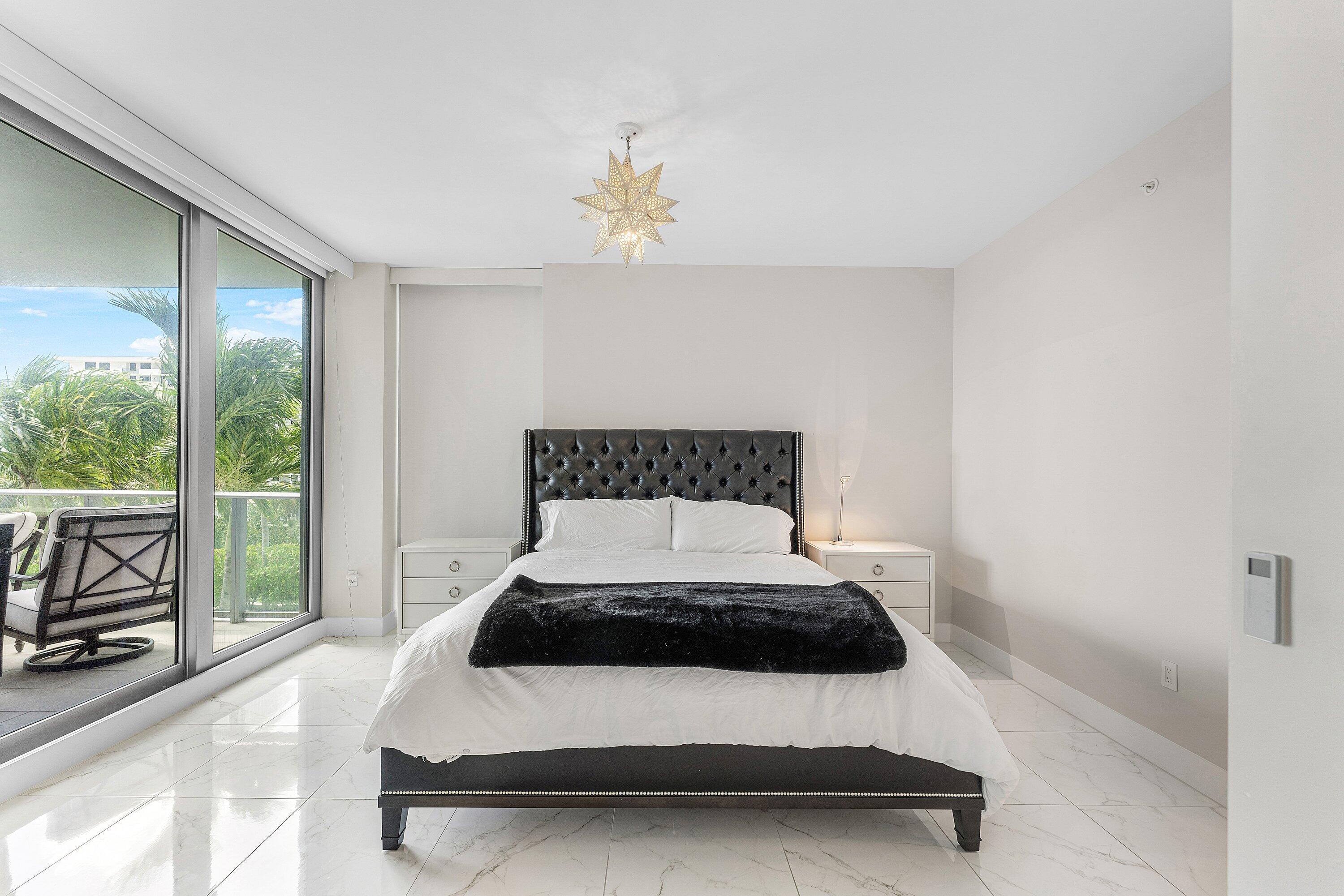 WATER CLUB - Residential