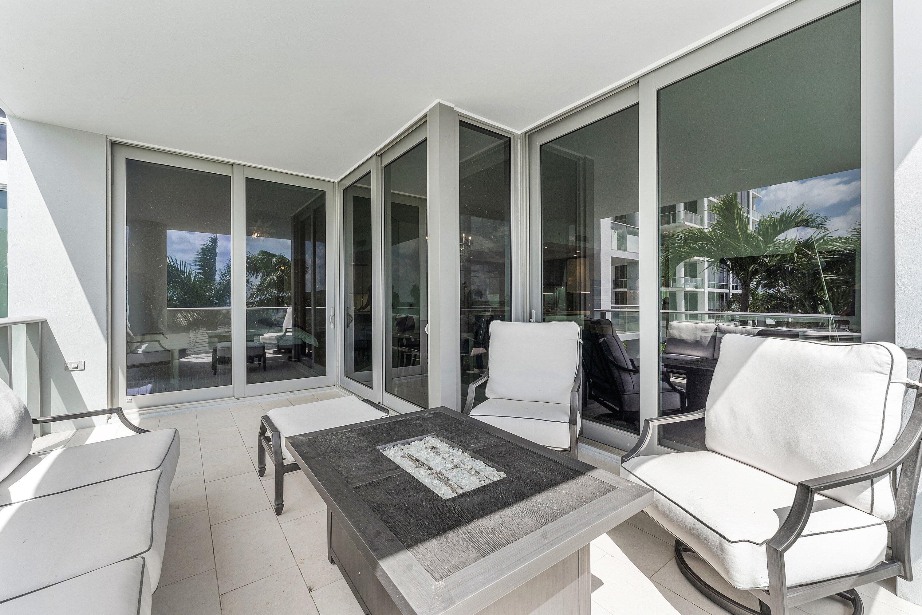 WATER CLUB - Residential