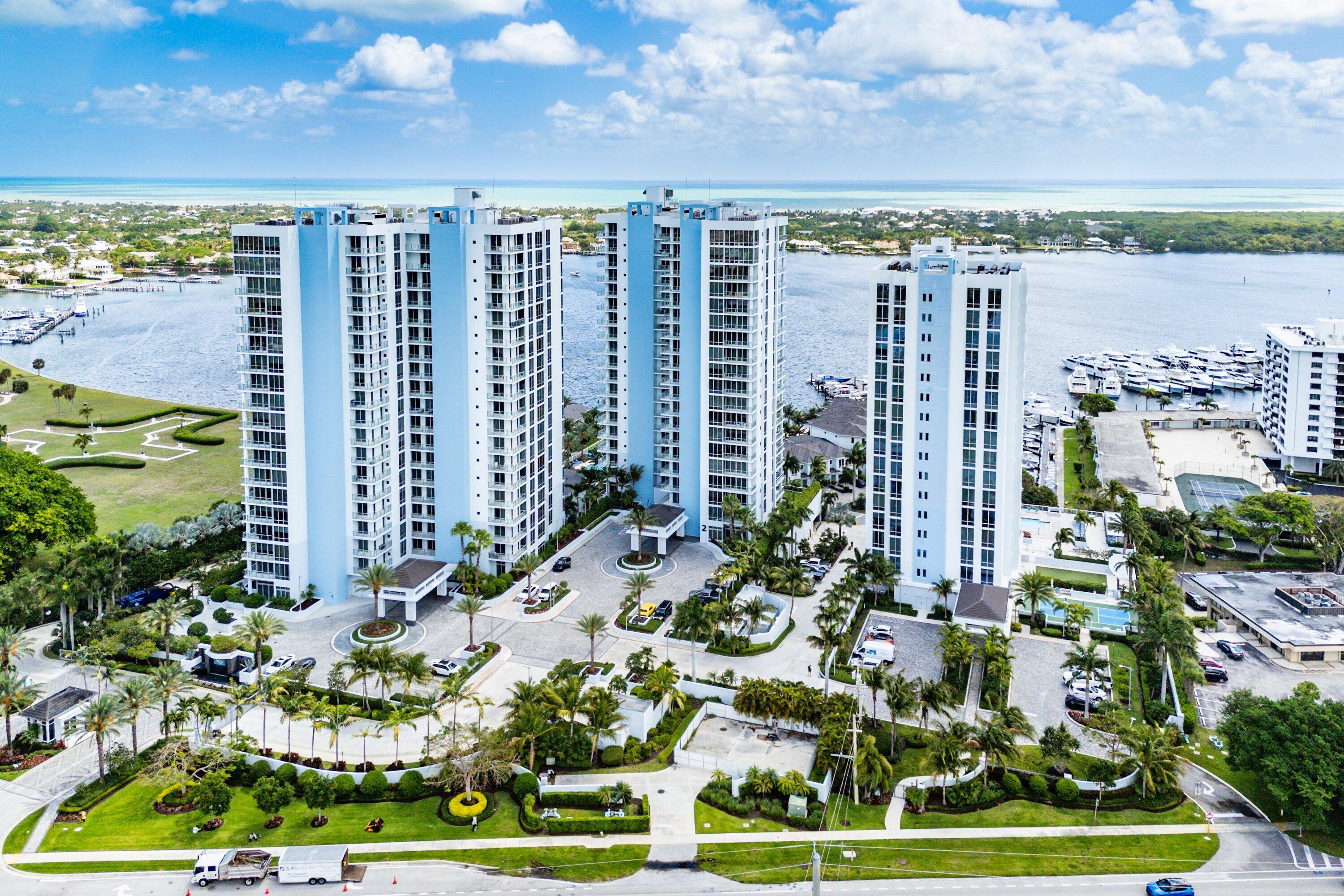 WATER CLUB - Residential