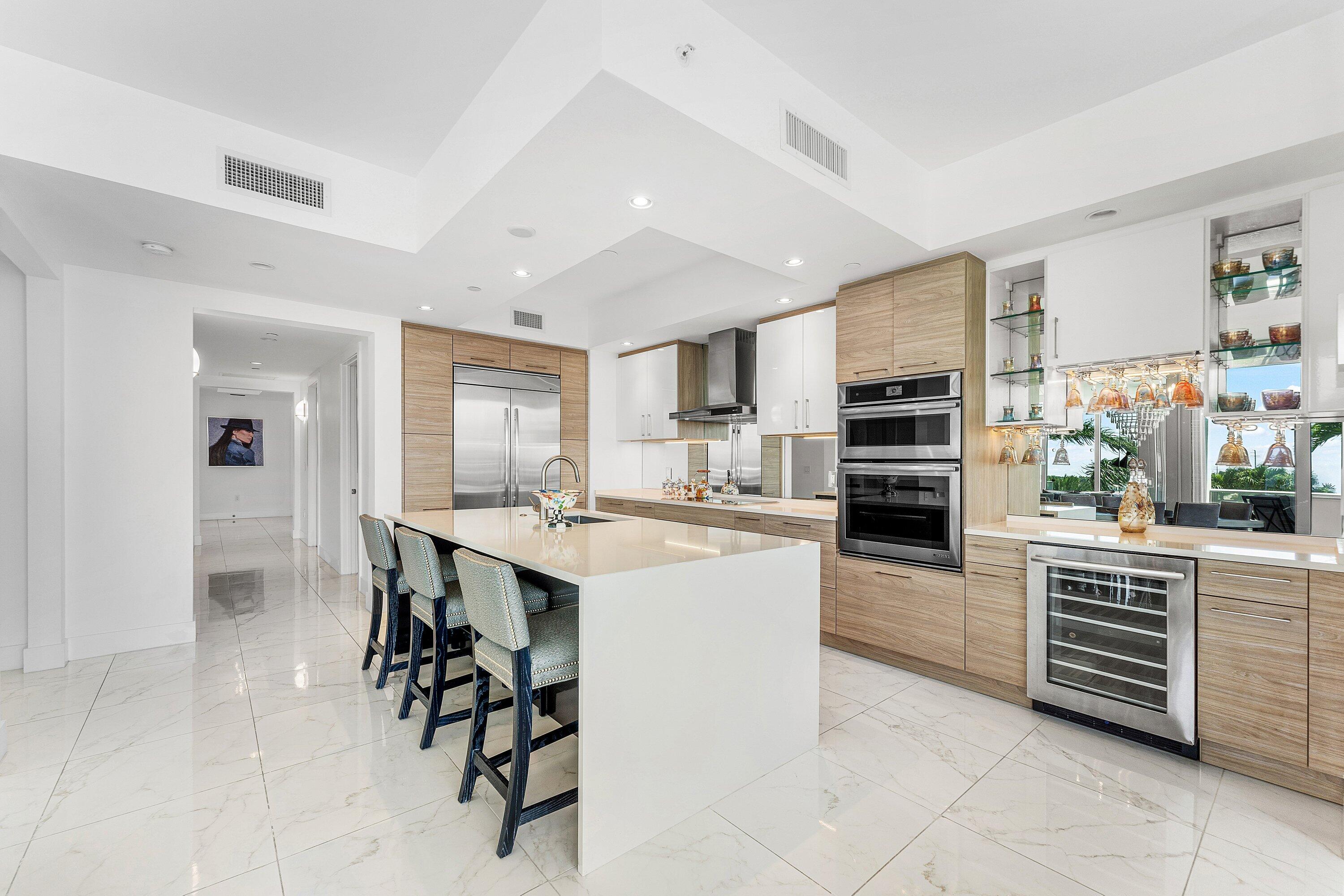 WATER CLUB - Residential