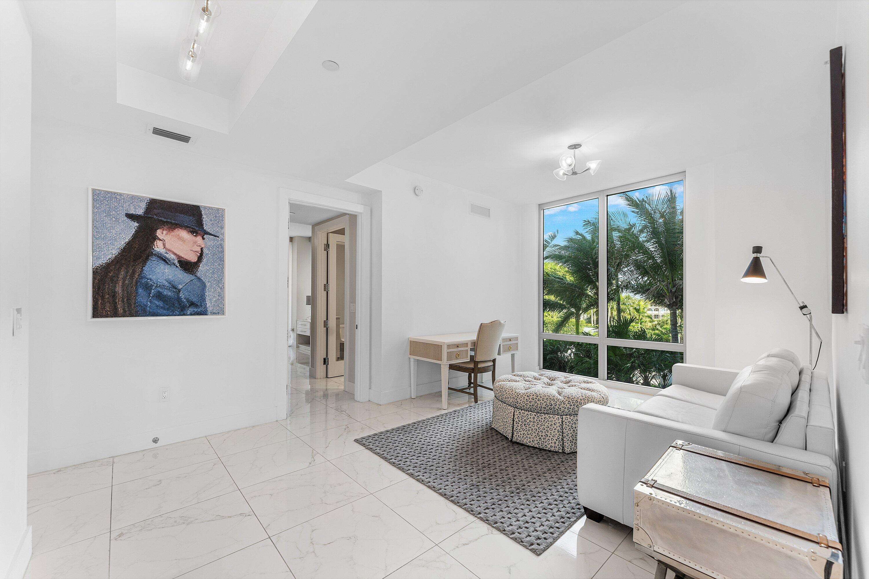 WATER CLUB - Residential