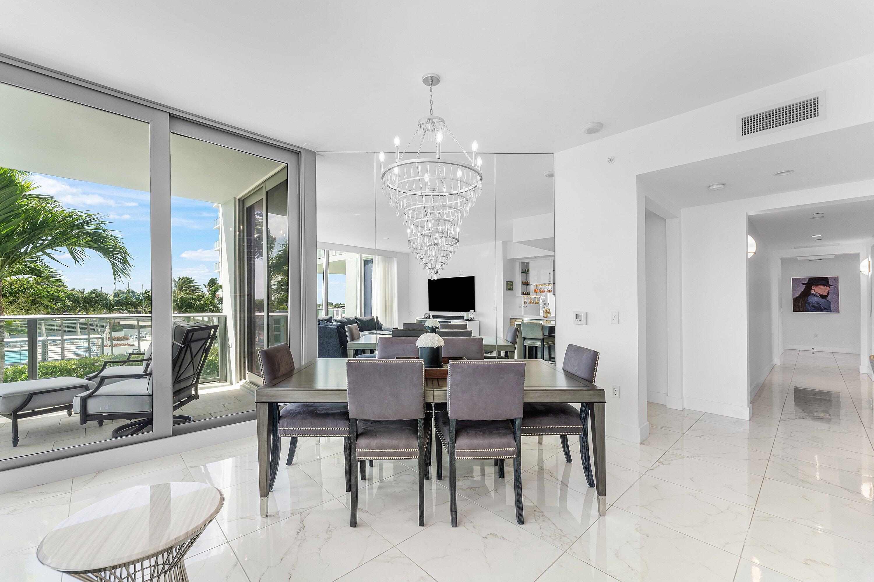 WATER CLUB - Residential