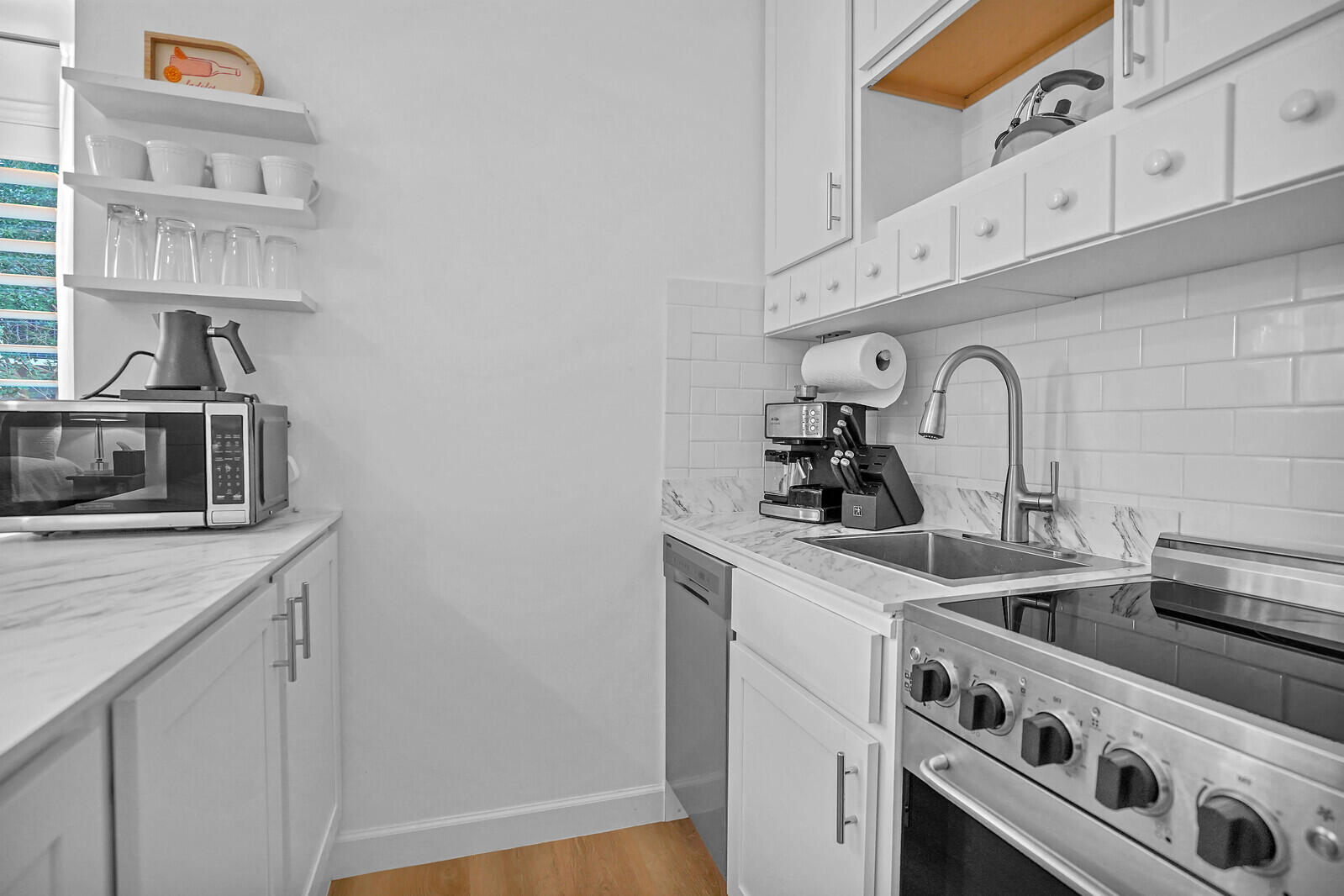 TENNIS LODGES 1 CONDO - Residential Lease