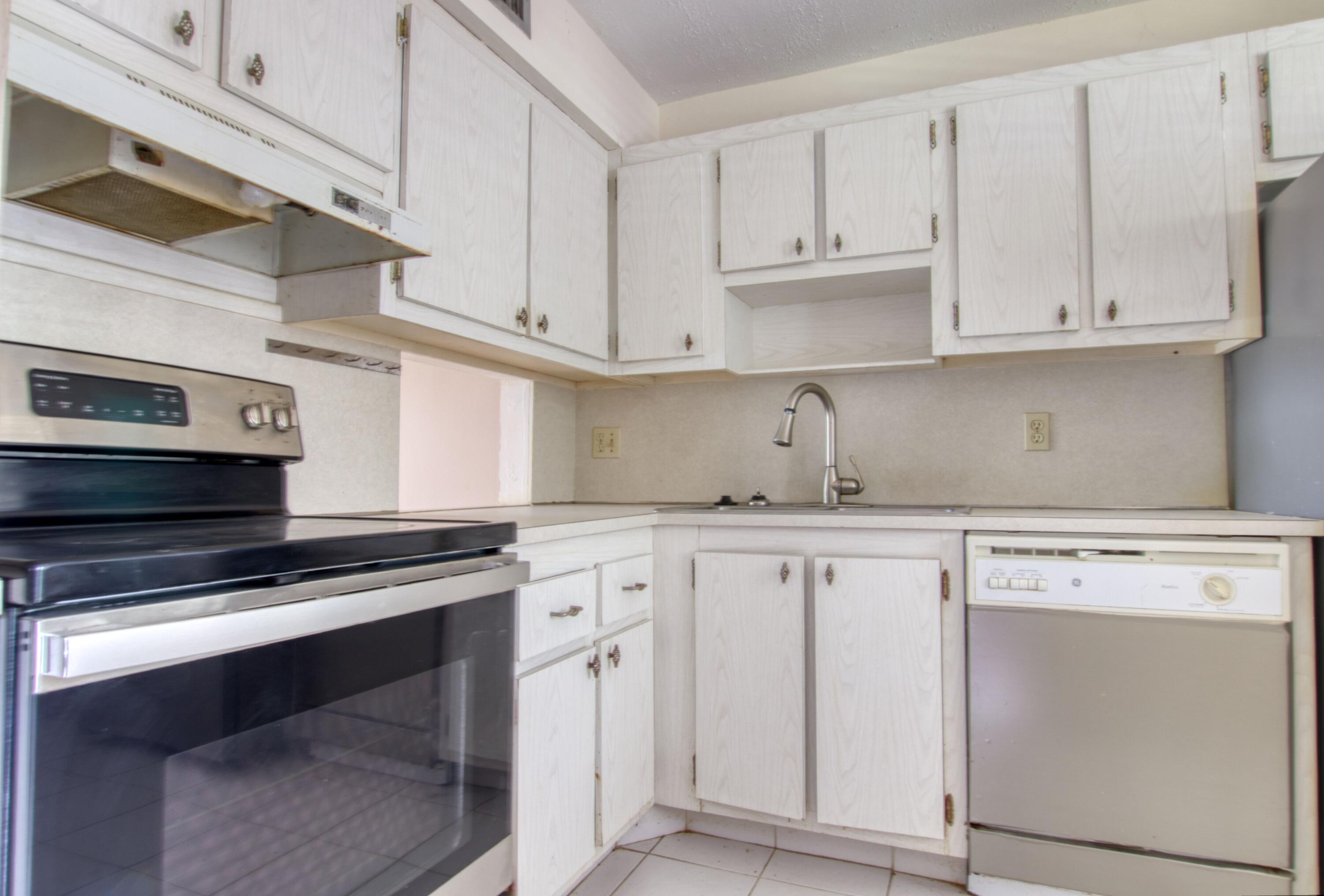 4832 Esedra Court 204