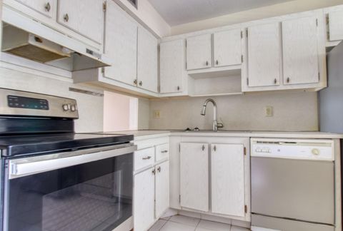 Tiny photo for 4832 Esedra Court #204, Lake Worth, FL 33467 (MLS # B26009557)