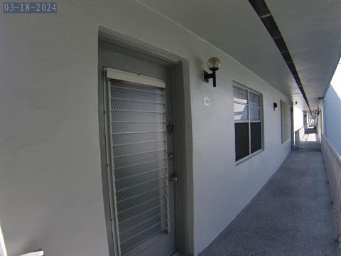 Condominium in Delray Beach FL 559 Capri L.jpg