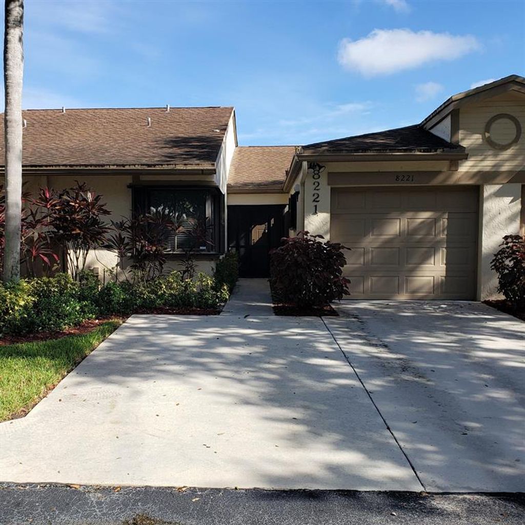 Photo of 8221 Springview Terrace, Boca Raton, FL 33496 (MLS # R10834705)
