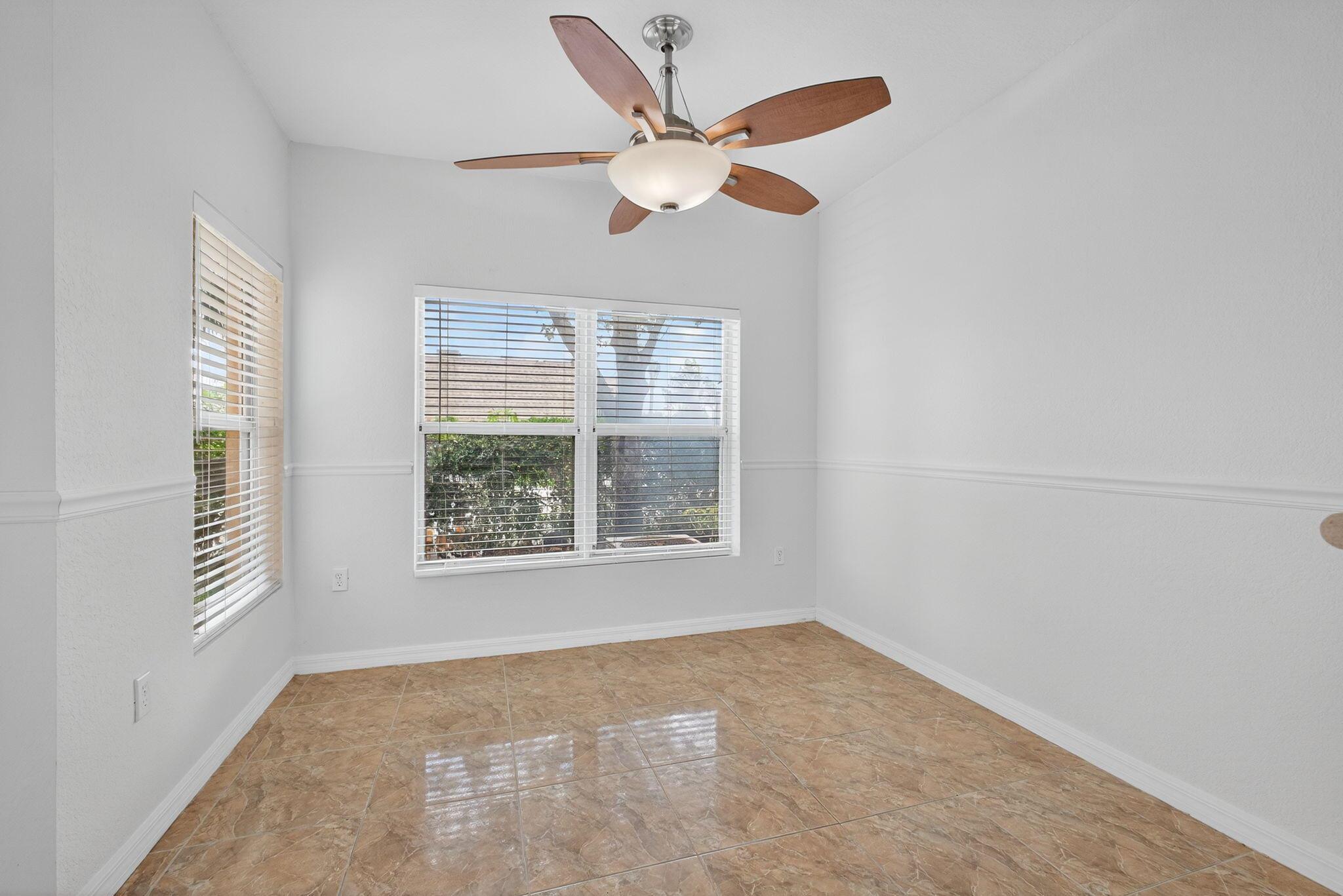 ESTANCIA AT PALM SPRINGS - Residential