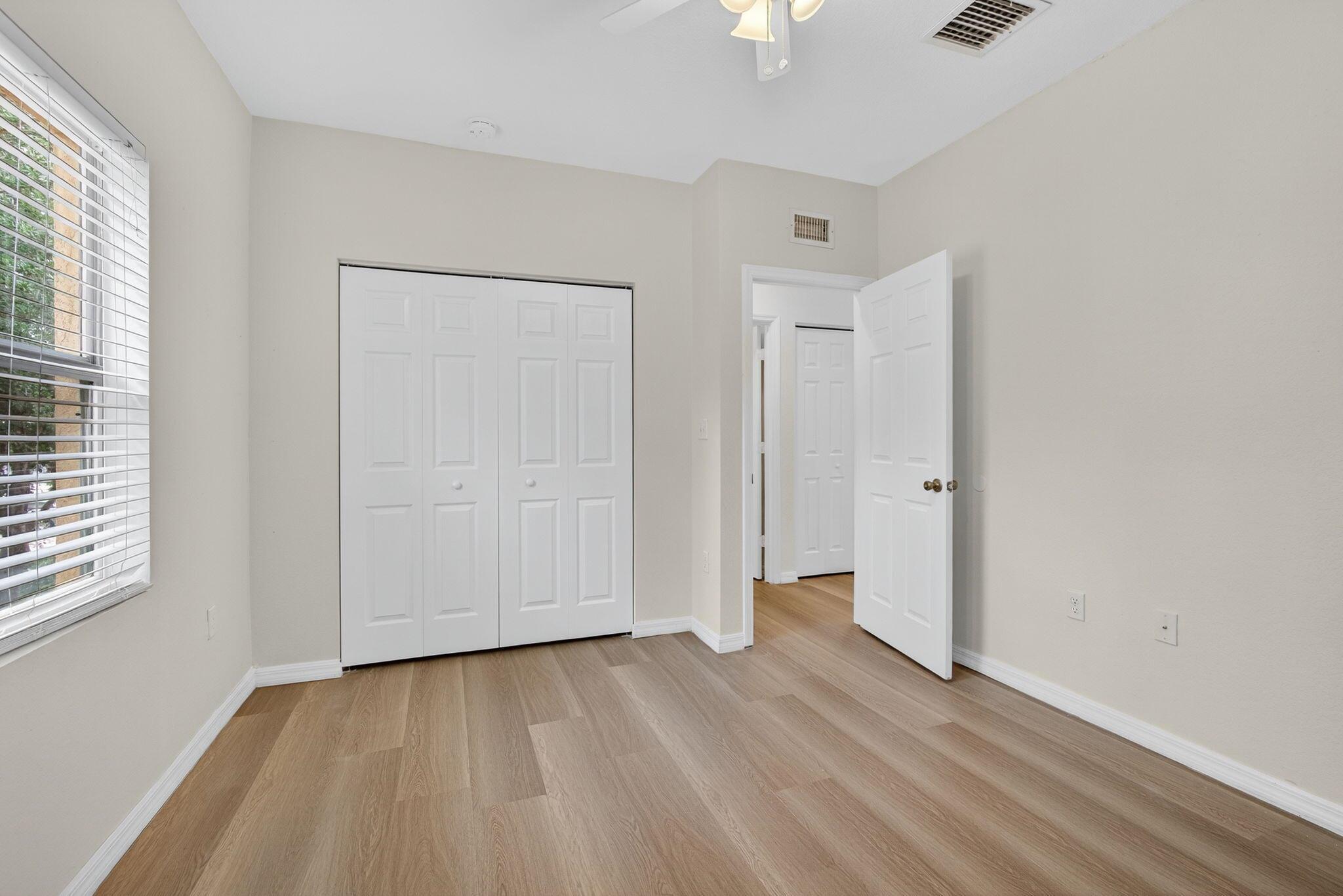 ESTANCIA AT PALM SPRINGS - Residential