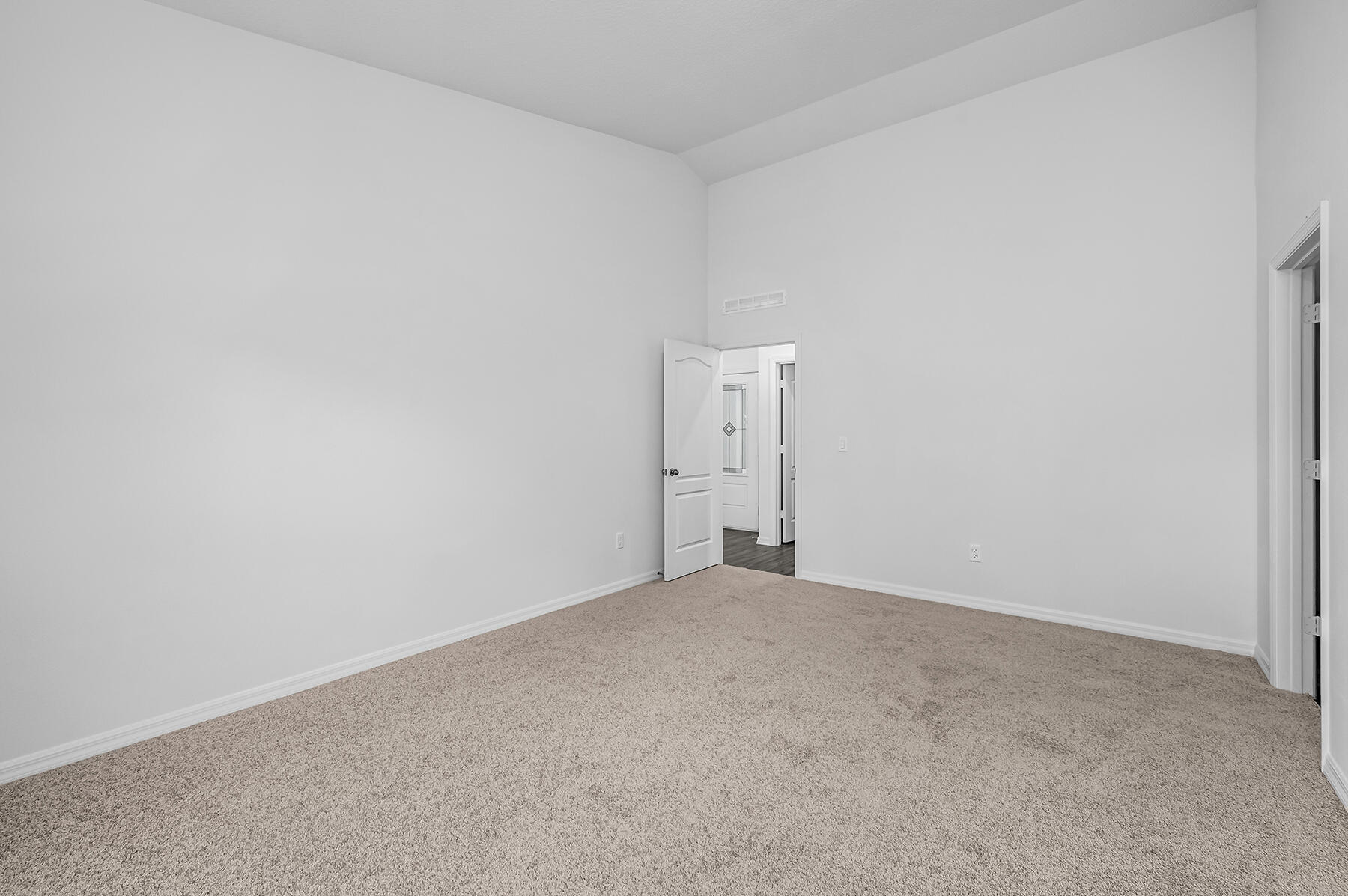 VERO LAKE ESTATES UNIT Q - Residential