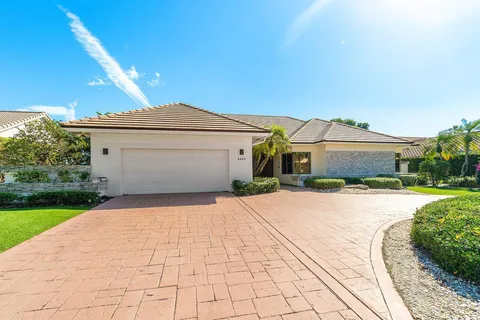 4237 Bocaire Boulevard, Boca Raton, FL MLS: R11072837