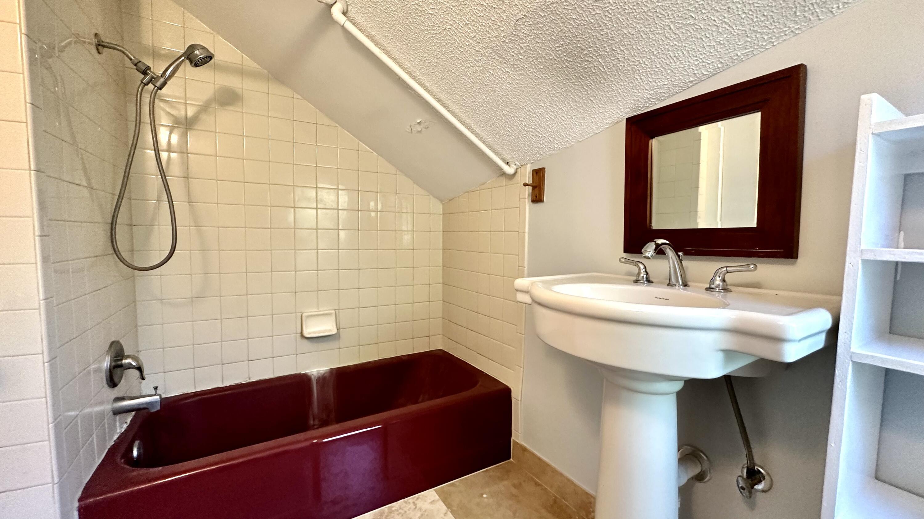 LAKE WORTH TOWN OF - Residential Lease