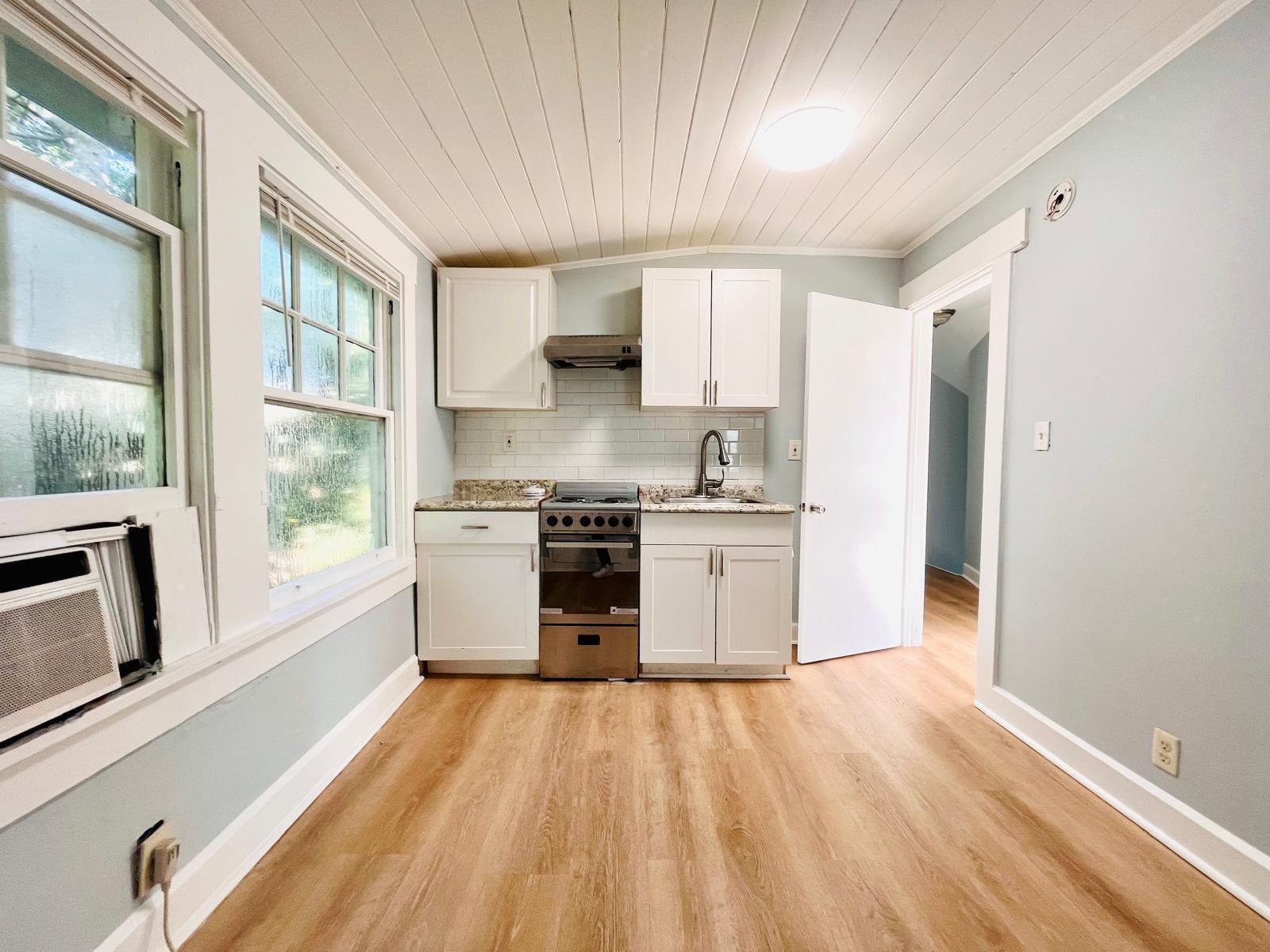 LAKE WORTH TOWN OF - Residential Lease