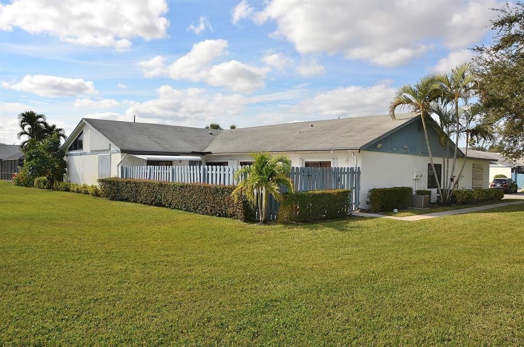 Photo of 1102 Timberlane Circle, Greenacres, FL 33463 (MLS # R10683738)
