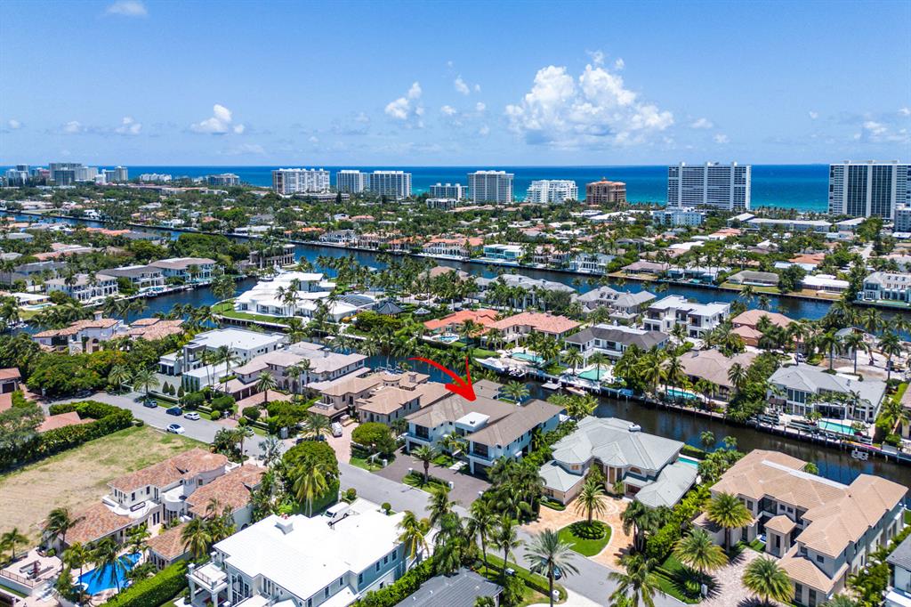 ROYAL PALM YACHT & COUNTRY CLUB - Residential