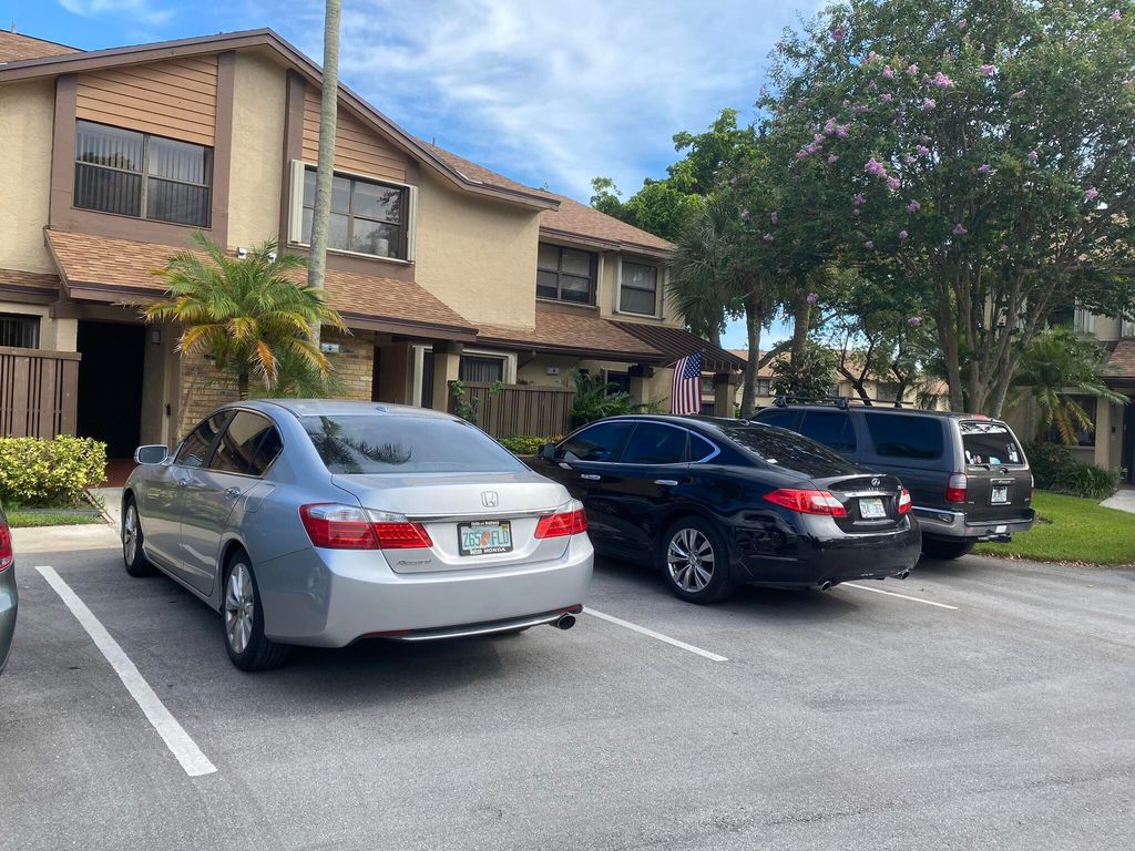 Photo of 3961 Cocoplum Circle #F, Coconut Creek, FL 33063 (MLS # B26003029)