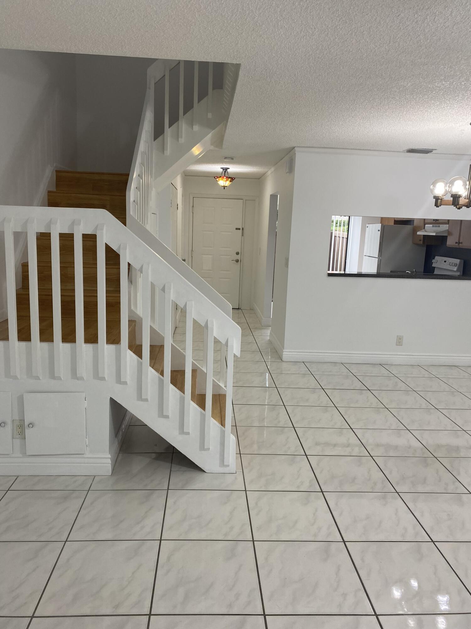 KARANDA VILLAGE III-D CONDO - Residential Lease