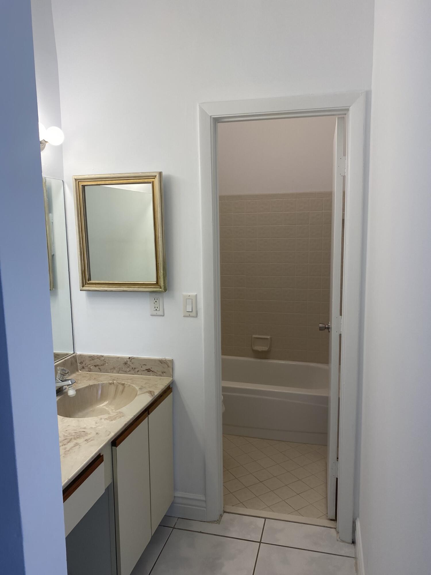 KARANDA VILLAGE III-D CONDO - Residential Lease