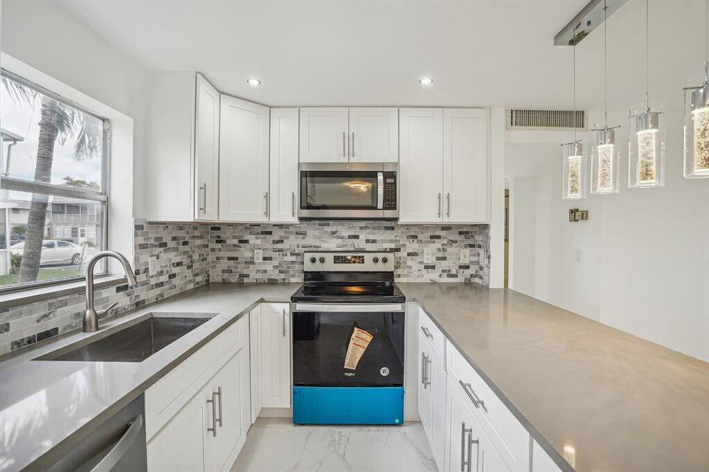 KINGS POINT MONACO CONDOS - Residential