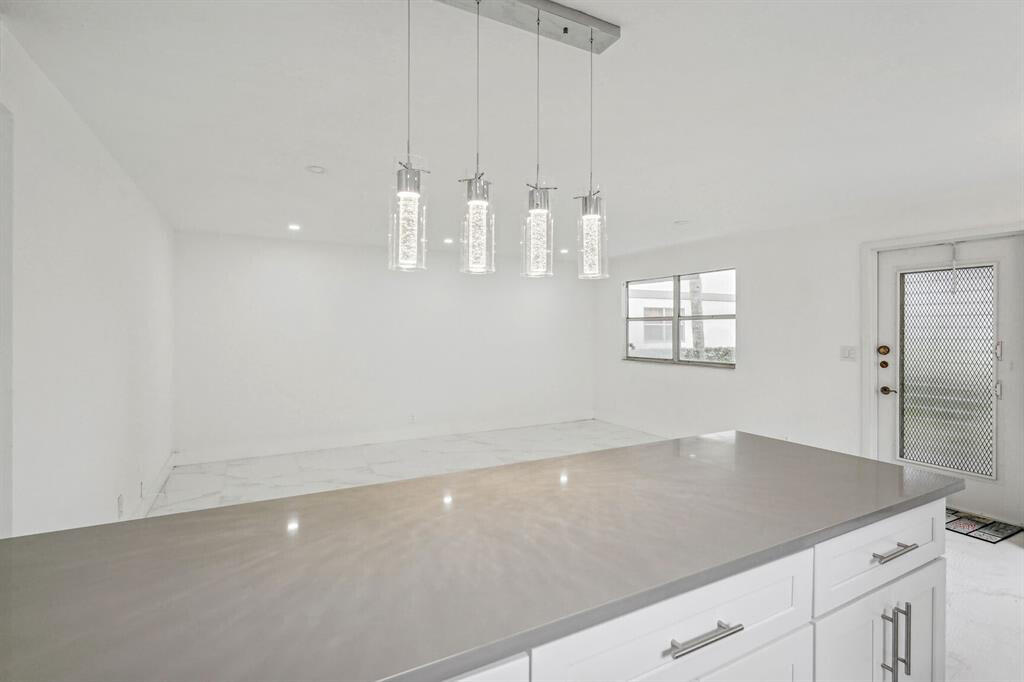 KINGS POINT MONACO CONDOS - Residential