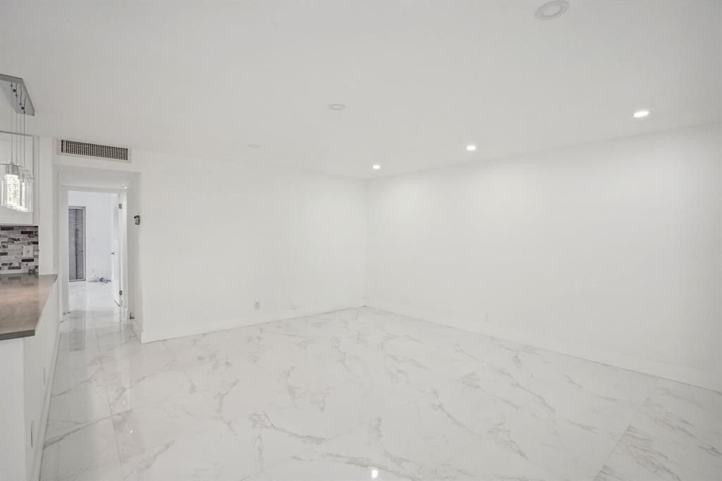 Photo of 100 Monaco C, Delray Beach, FL 33446 (MLS # R11151316)