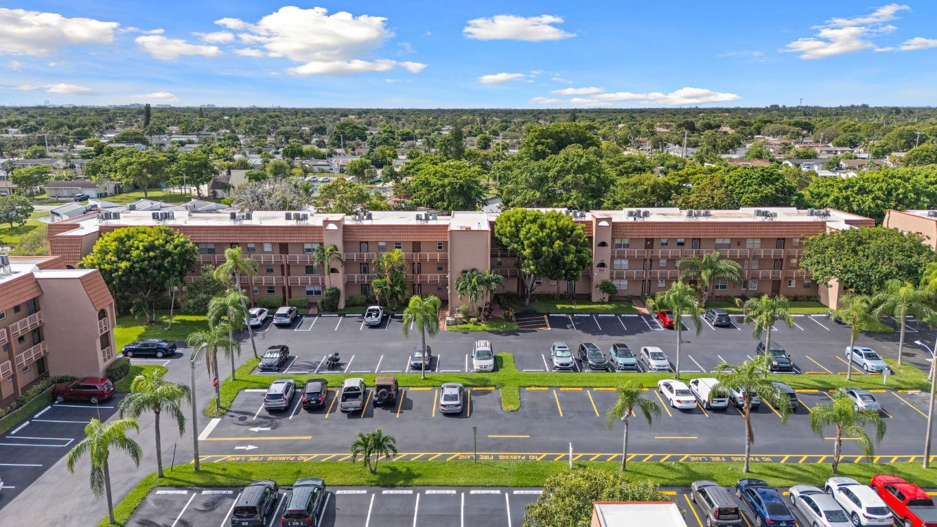 Sunrise Lakes Phase III - Residential