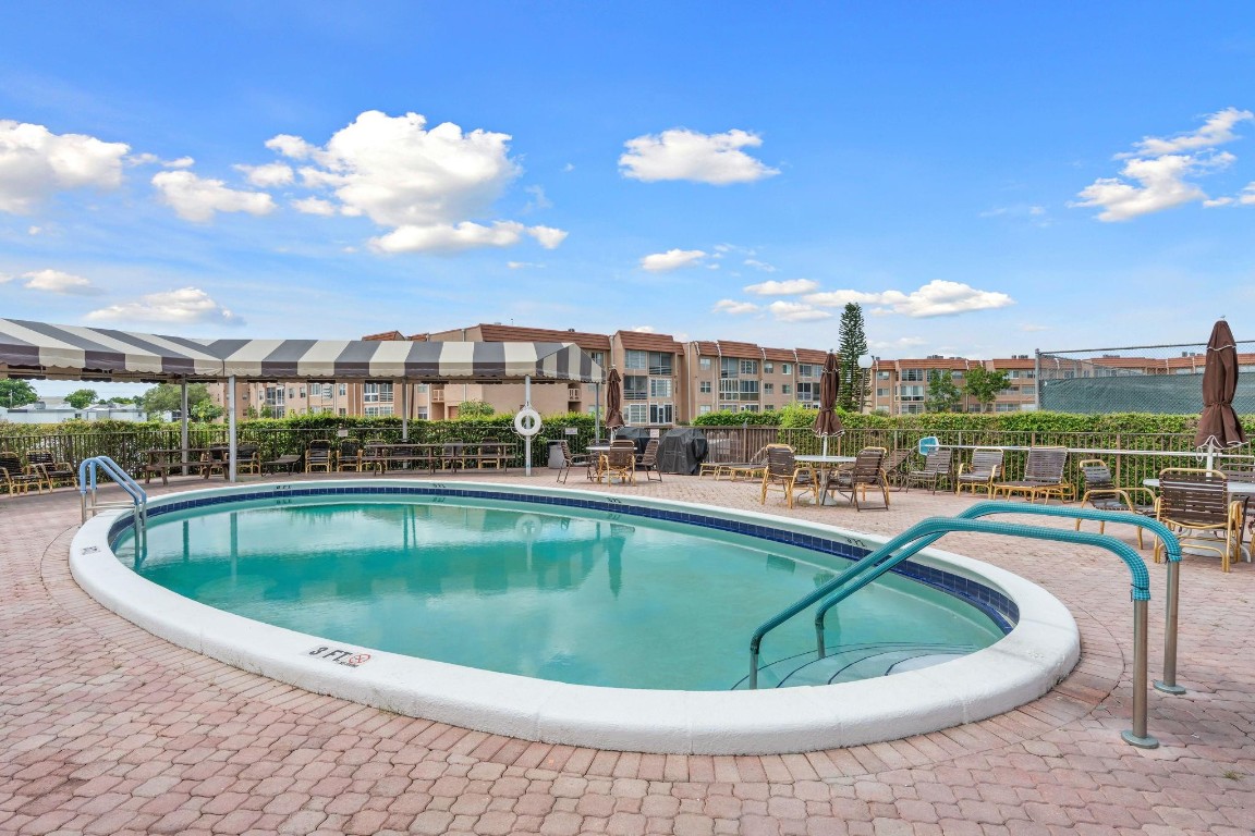 Sunrise Lakes Phase III - Residential