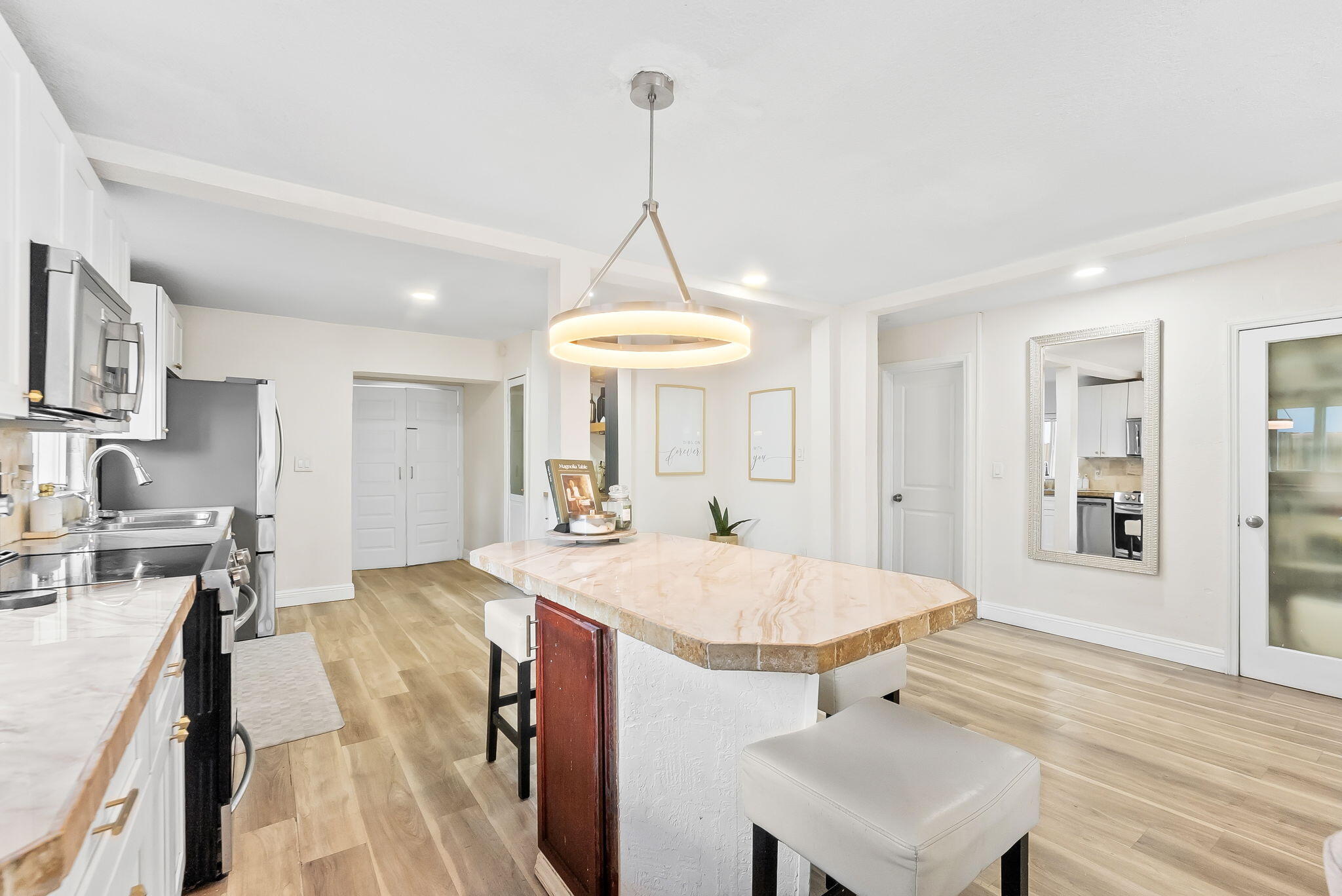LAUDERDALE PARK 6-33 1/2 - Residential