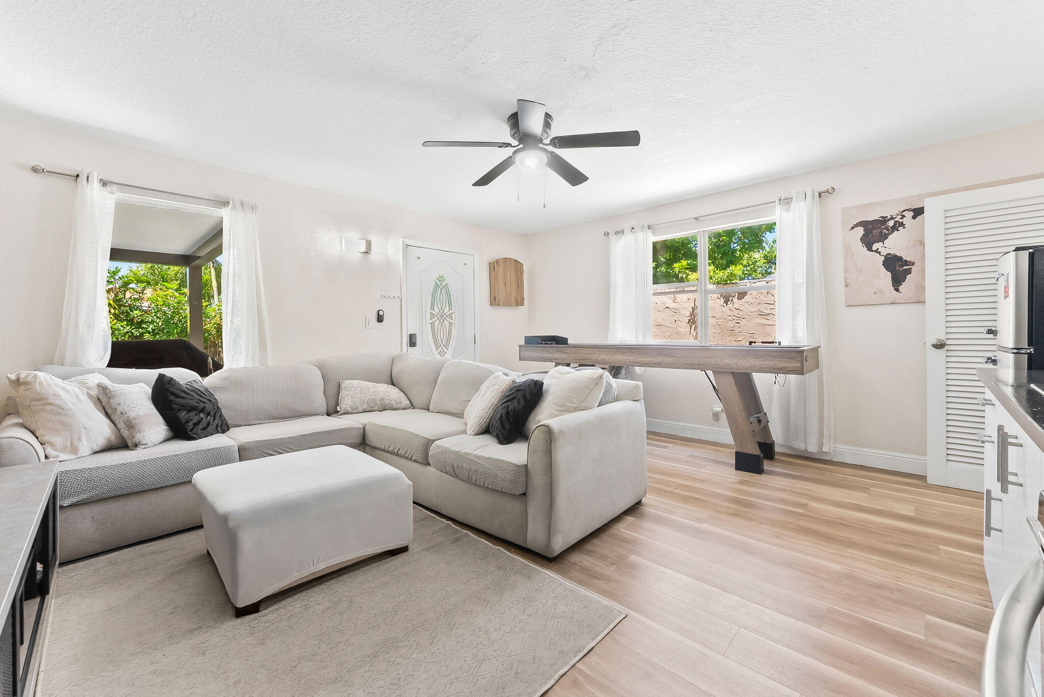 LAUDERDALE PARK 6-33 1/2 - Residential