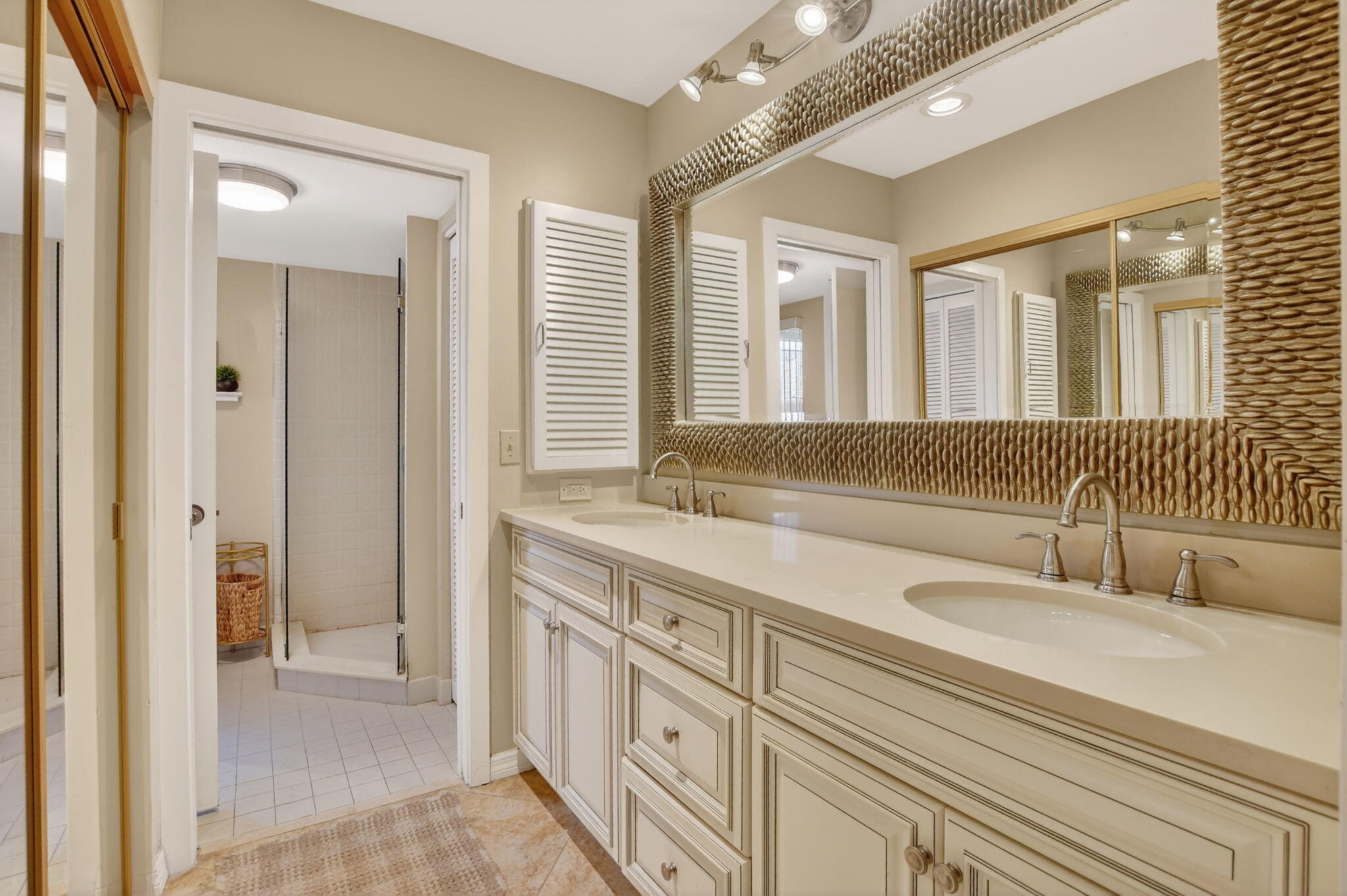 Plantation Colony - Residential