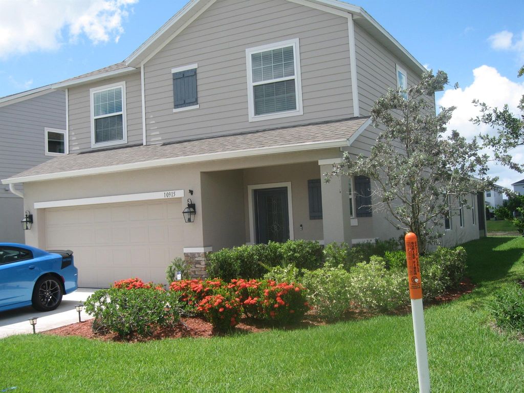 Photo of 10915 SW Pacini Way, Port St Lucie, FL 34987 (MLS # R11018538)