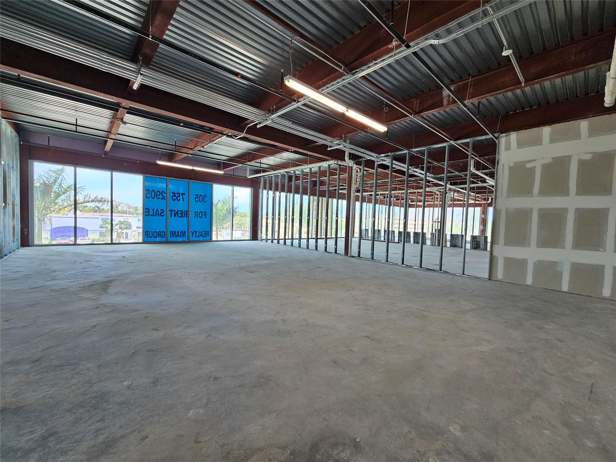 1006 E Hallandale Beach Blvd