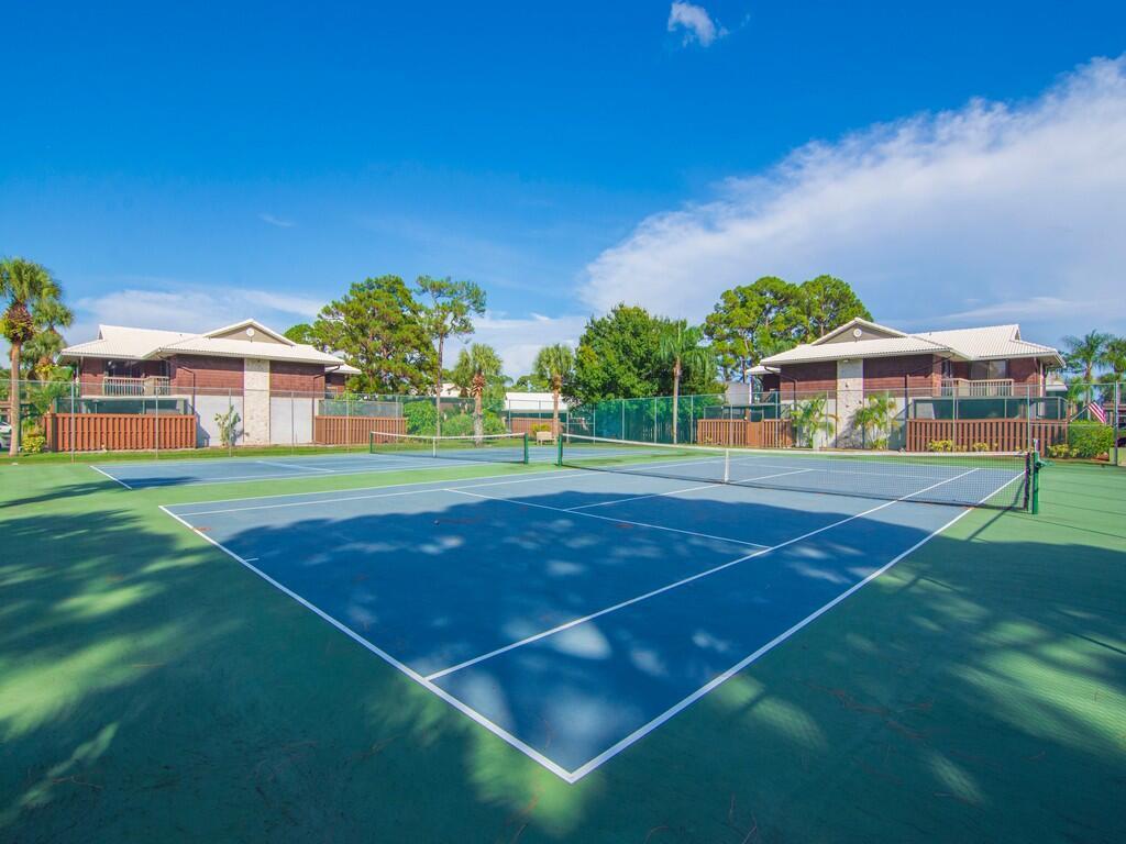 CAMELOT GARDENS PHASES 1 - Residential