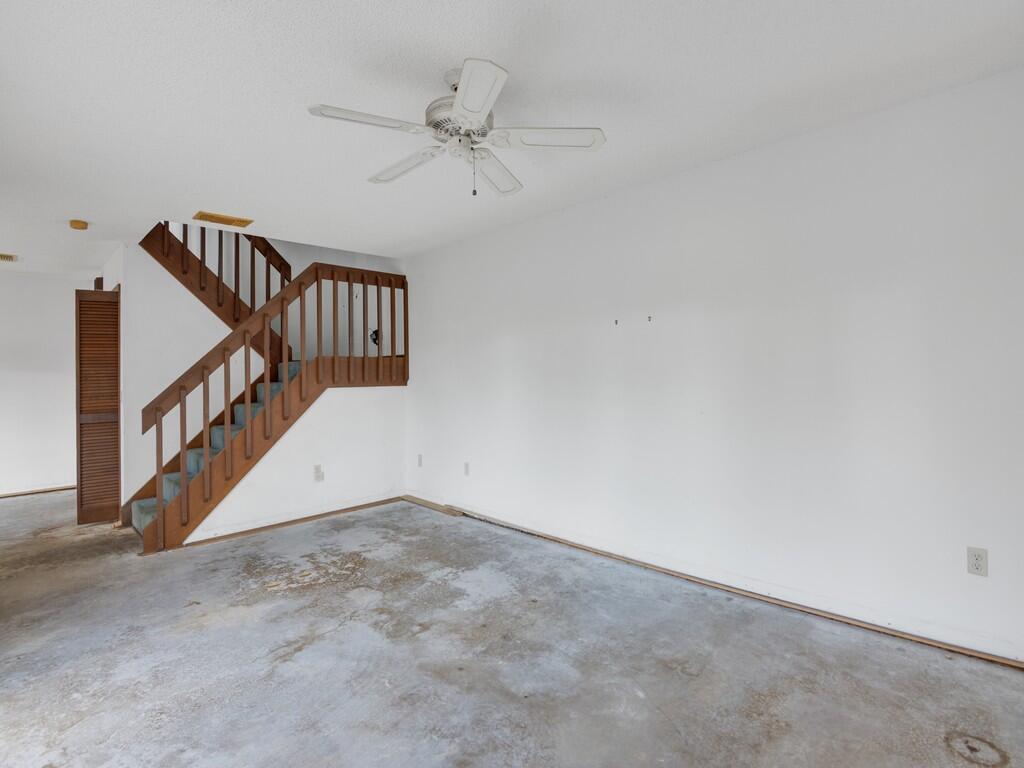 CAMELOT GARDENS PHASES 1 - Residential