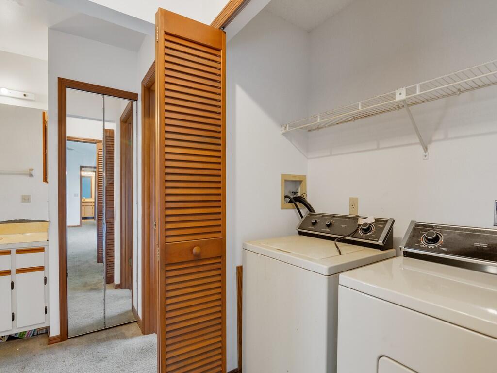 CAMELOT GARDENS PHASES 1 - Residential