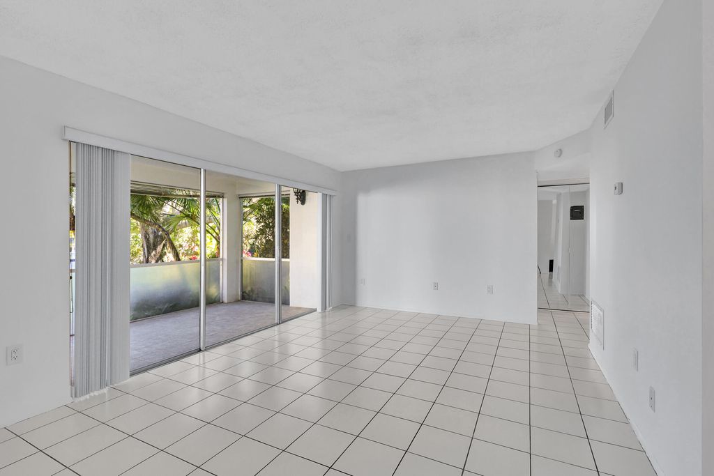 Photo of 12096 Alternate A1a #F-7, Palm Beach Gardens, FL 33410 (MLS # R10958413)