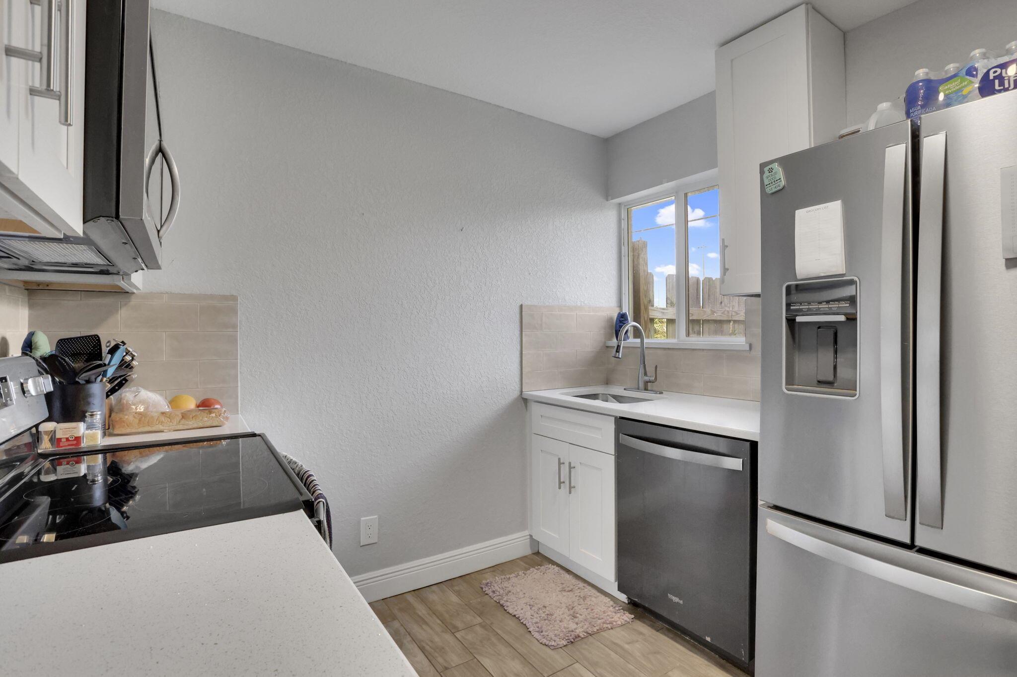 SEACREST PARK - Residential Income